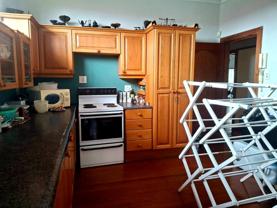7 Bedroom Property for Sale in Baysville Eastern Cape